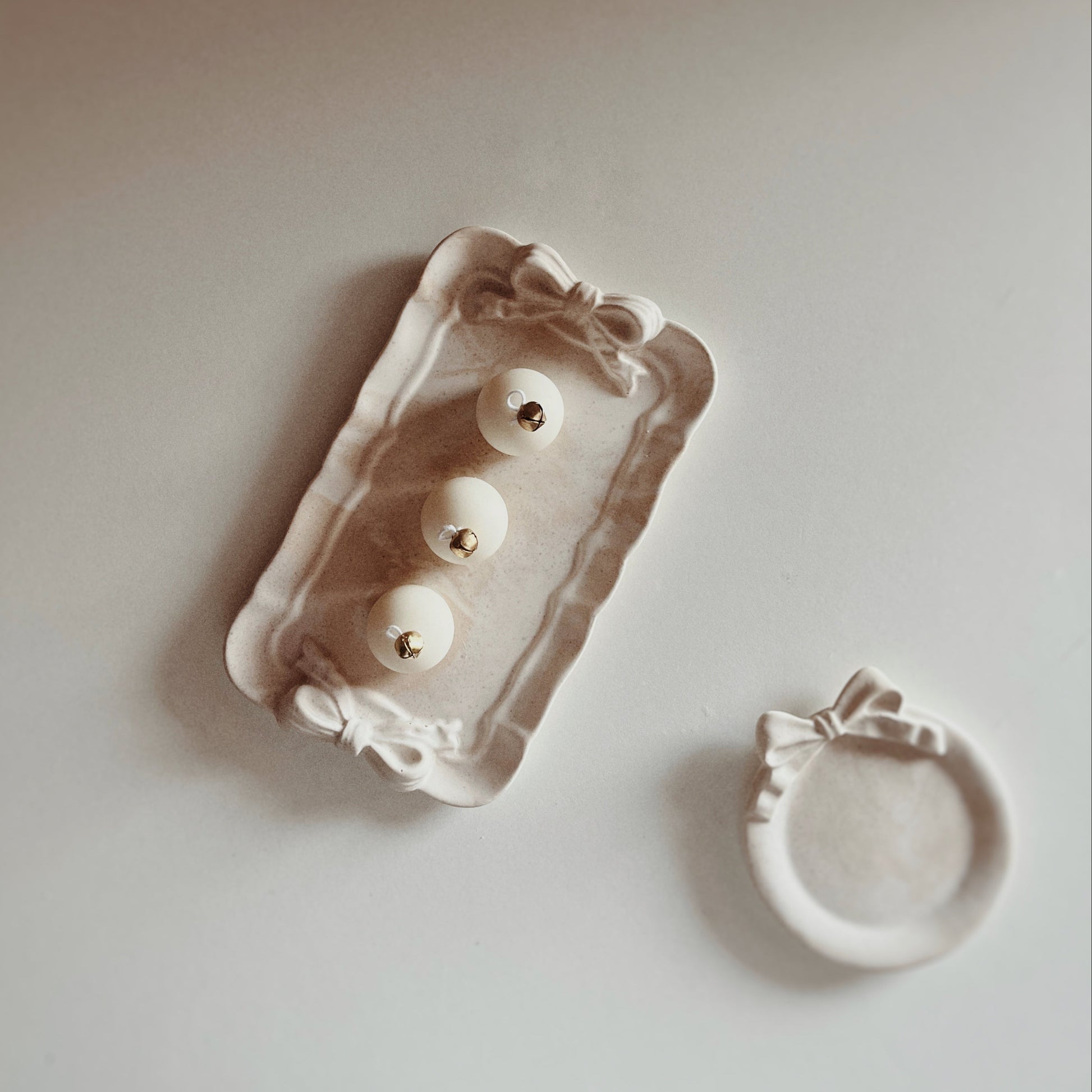 jesmonite candles holders with small candles